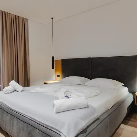 Vola 4* Sarandë