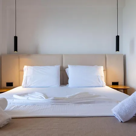 Vola Hotel